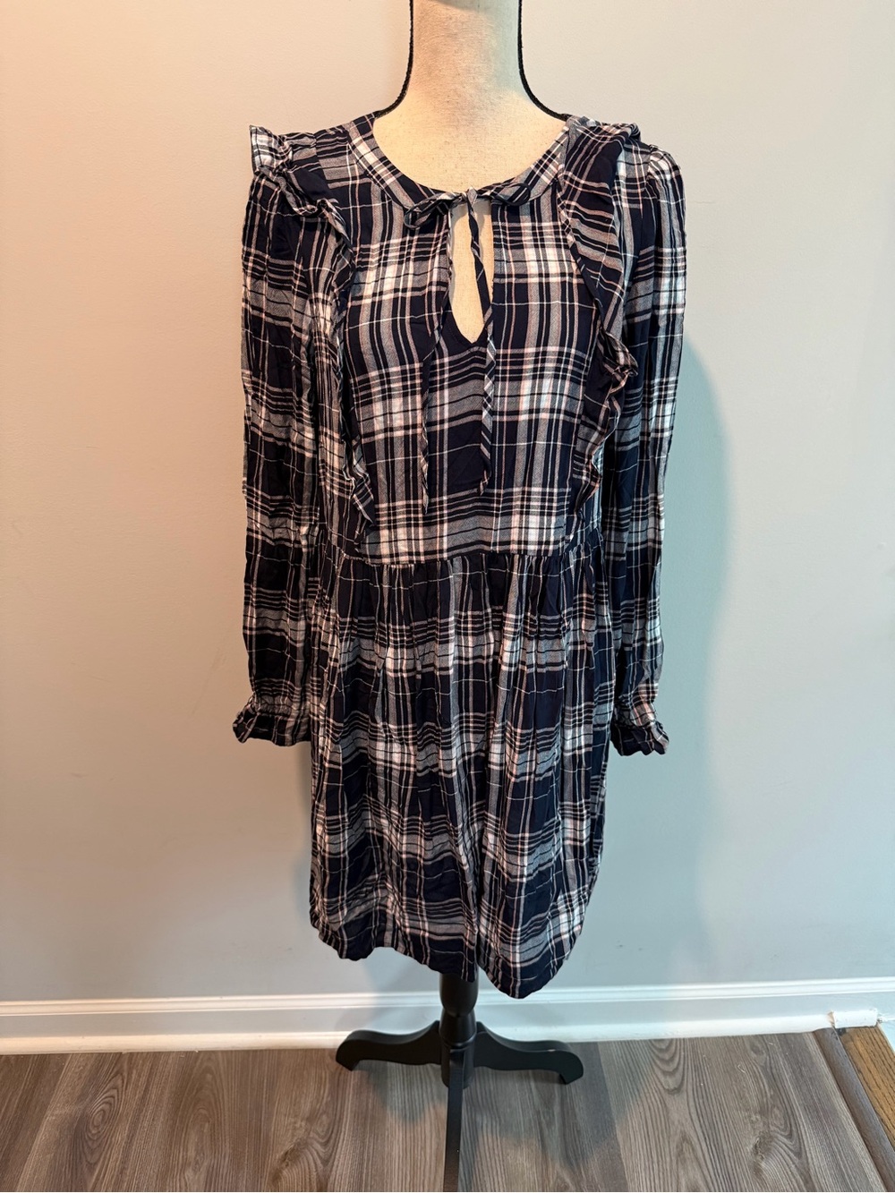 Loft Plaid Ruffle Swing Dress Blue Women’s size Medium NWT LS